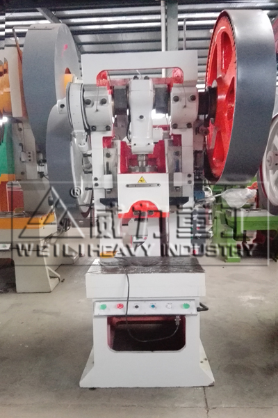 63噸沖床生產完