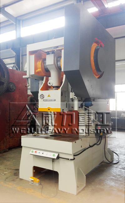200噸固定臺(tái)機(jī)械沖床廠家